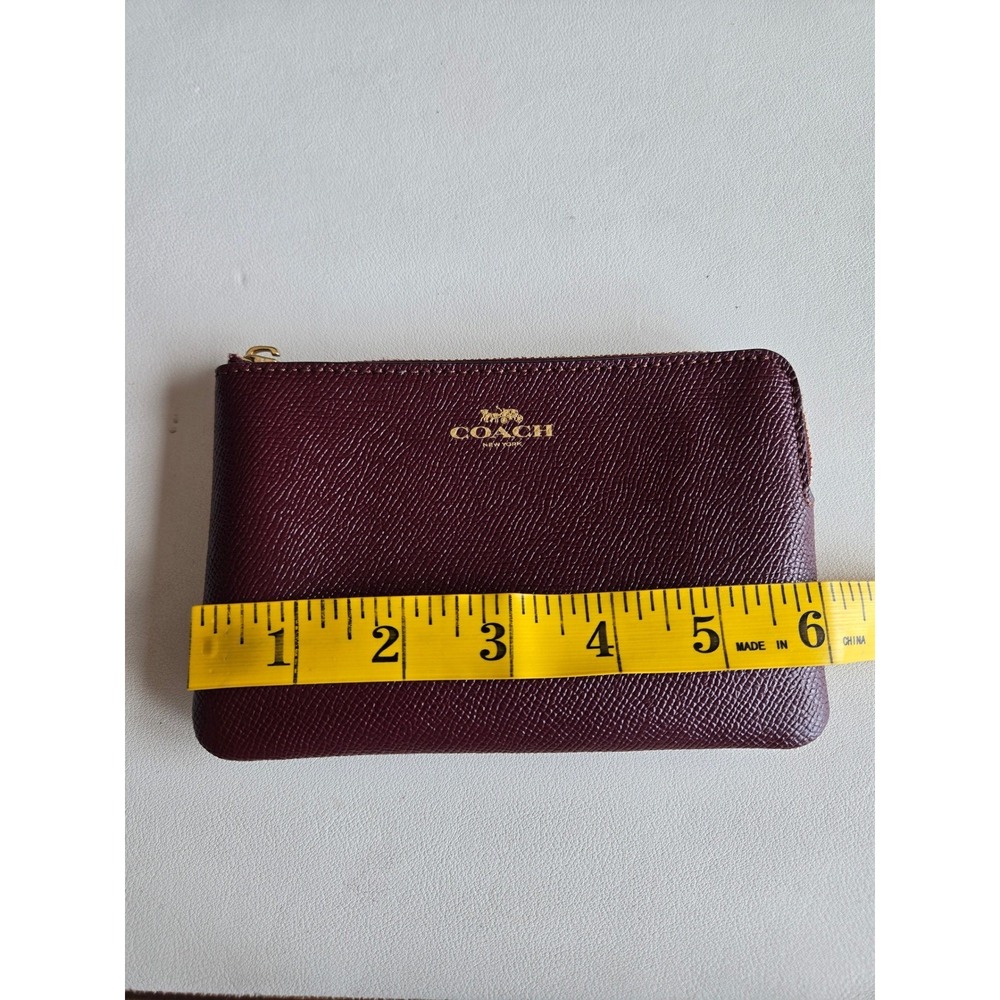 Coach Burgundy Pebbled Leather Zip Coin Pouch Wallet Card Case Oxblood Minimal - Picture 7 of 11